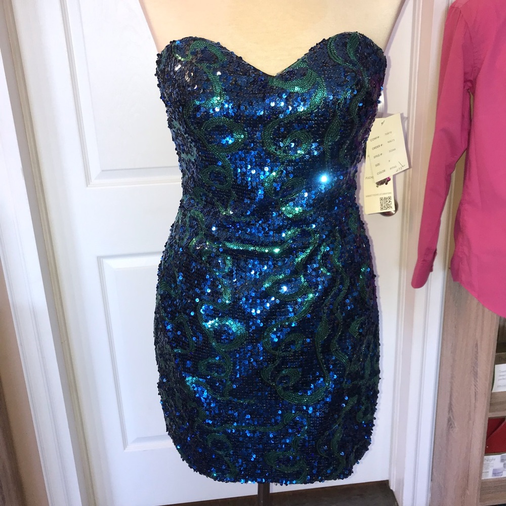 Sequent dress, blue and teal